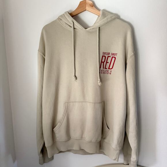 Taylor Swift Red Taylor’s Version Merch Hoodie Sz Medium - Picture 1 of 4